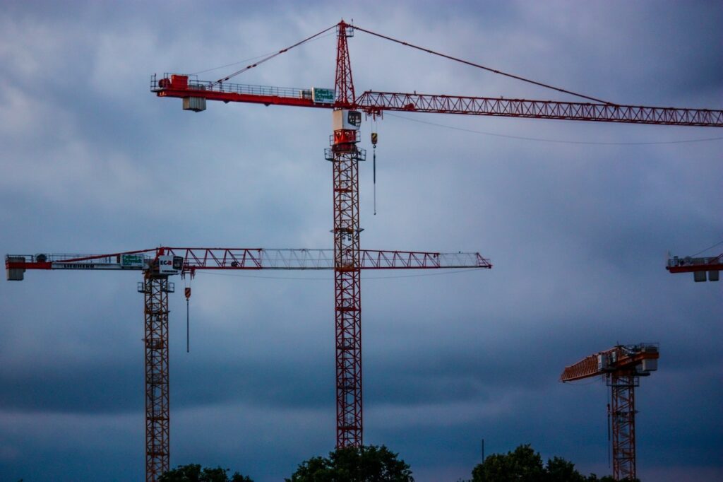 Large-Scale Construction Site Wireless Construction Scheme